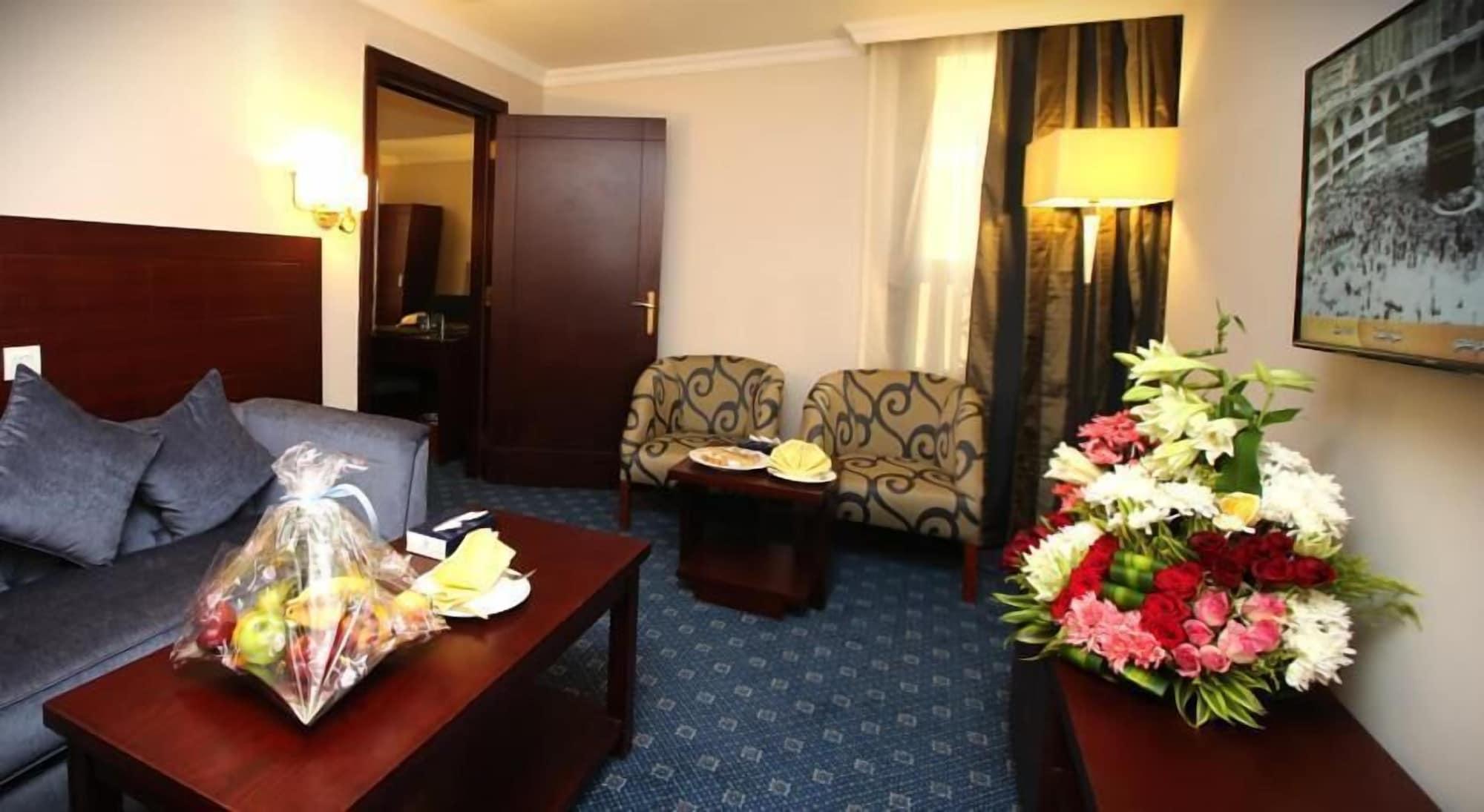 Al Aqeeq Al Rawda Hotel By Sedra International Медина Экстерьер фото